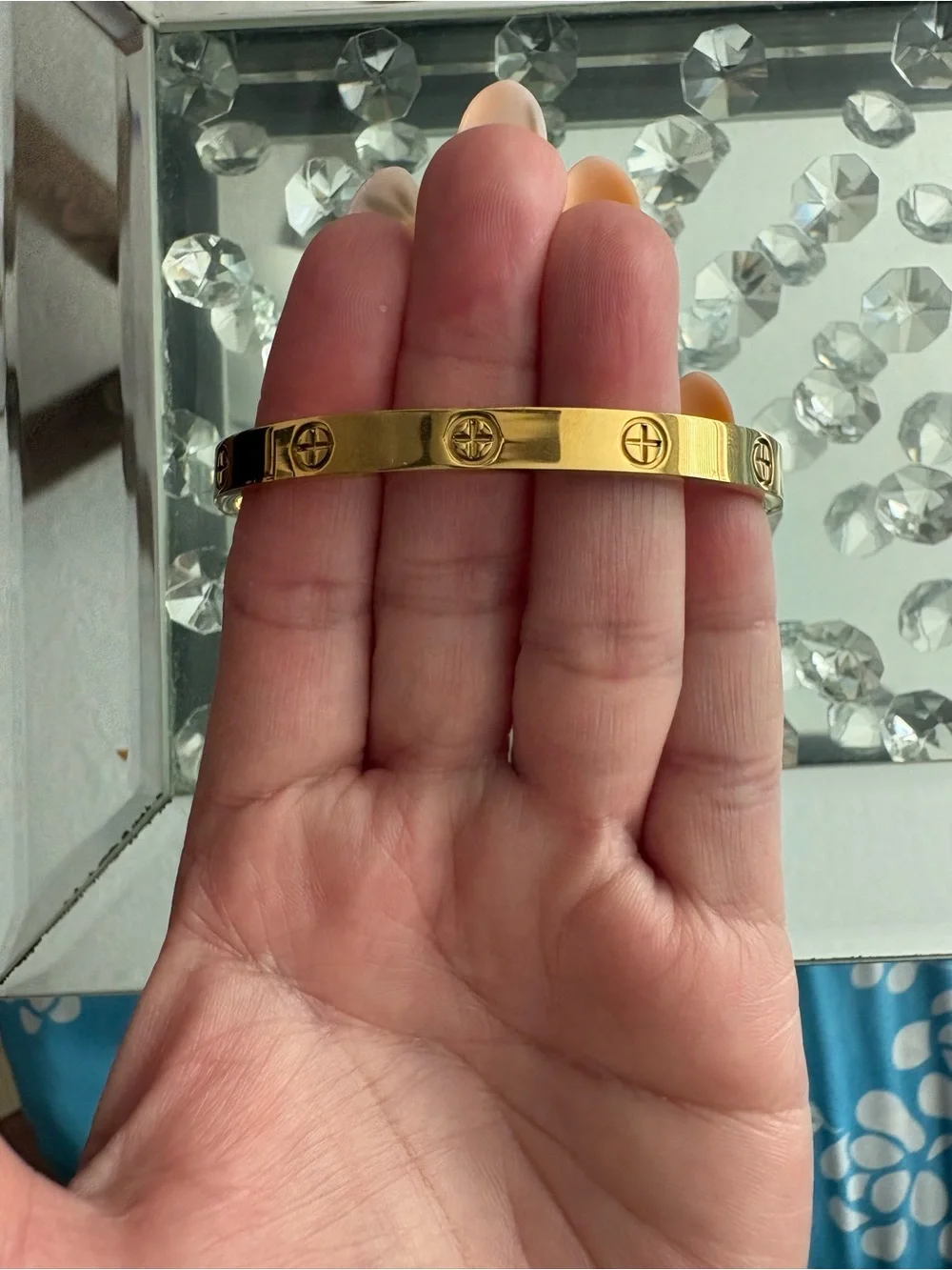 No Brand polished gold